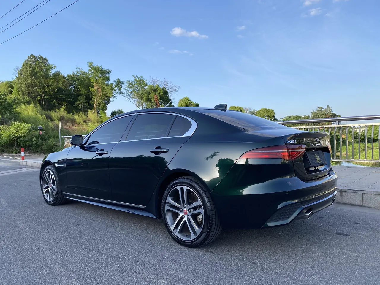 Jaguar 2022 XEL 2.0T 250PS R-DYNAMIC S Enterprising Sports Edition Automatic Gear 3