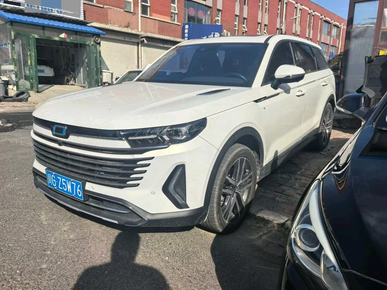 Open image lightbox: Bestune 2023 T99 2.0T exclusive automatic transmission