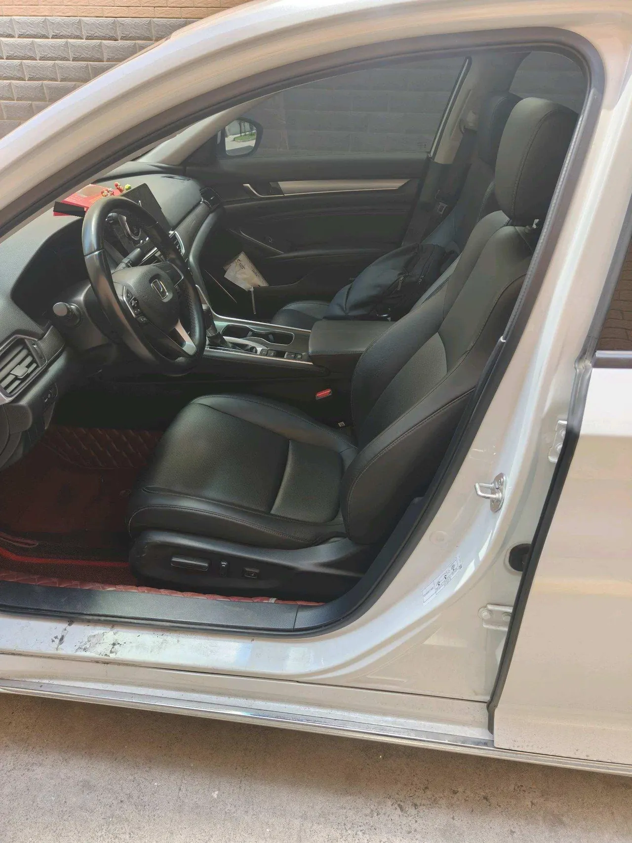 Honda 2022 10th Generation Accord 1.5T Stepless 260TURBO Deluxe Automatic Gear 5