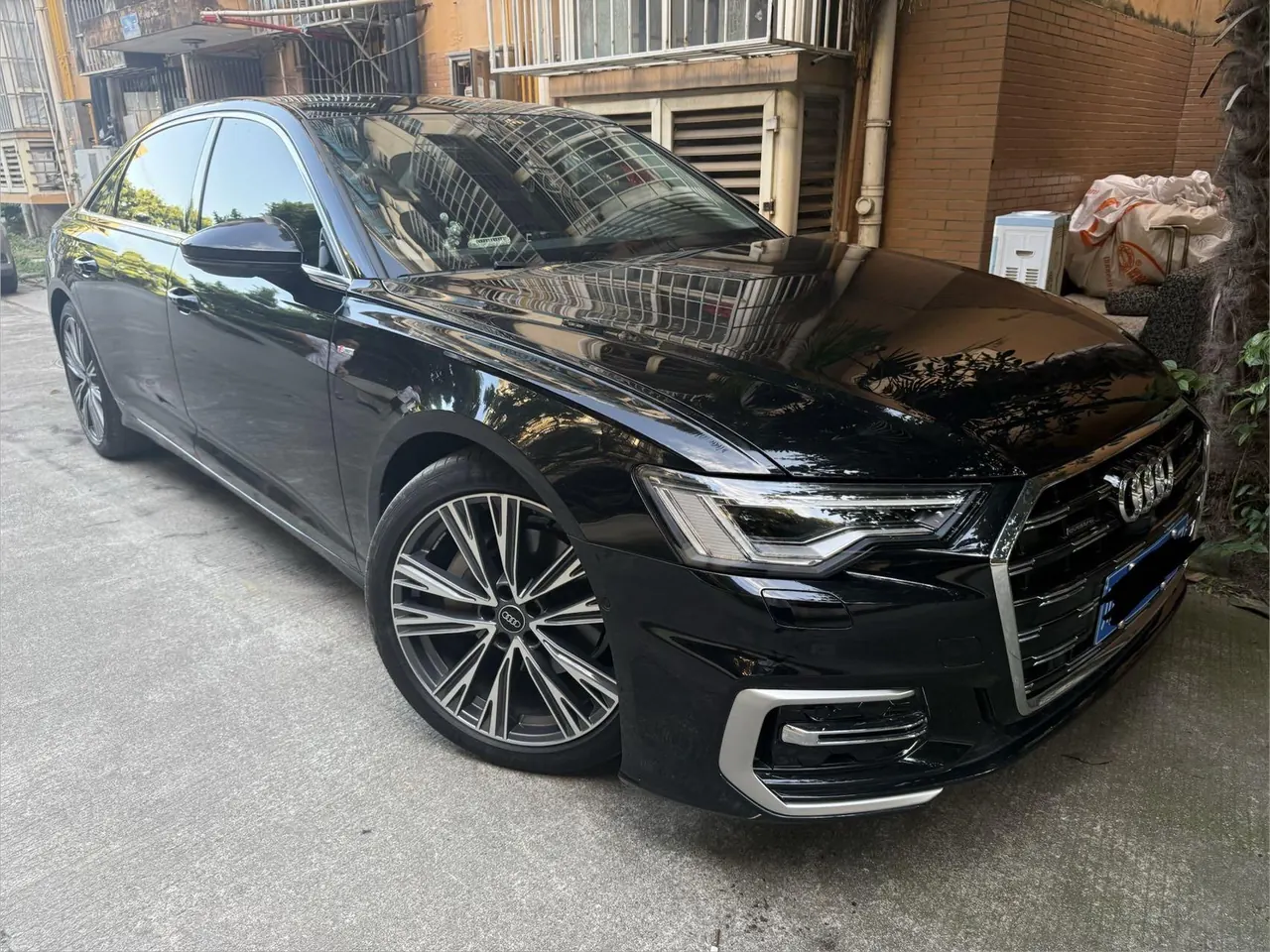 Audi 2024 A6L 2.0TFSI 45TFSI Selected Dynamic Automatic 3