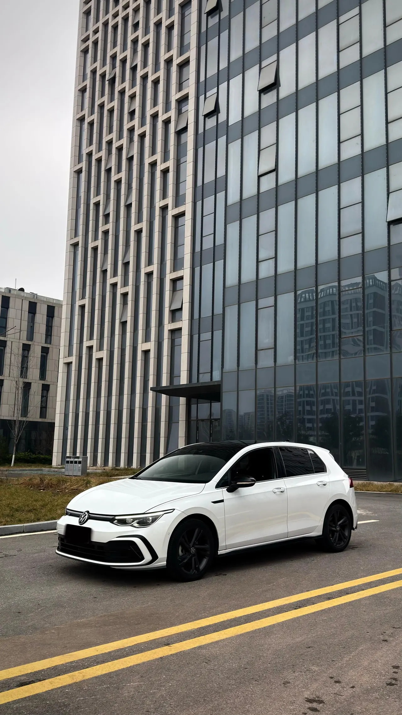 Open image lightbox: Volkswagen 2021 Golf 8 1.4TSI 280TSI 30th Anniversary Edition Automatic