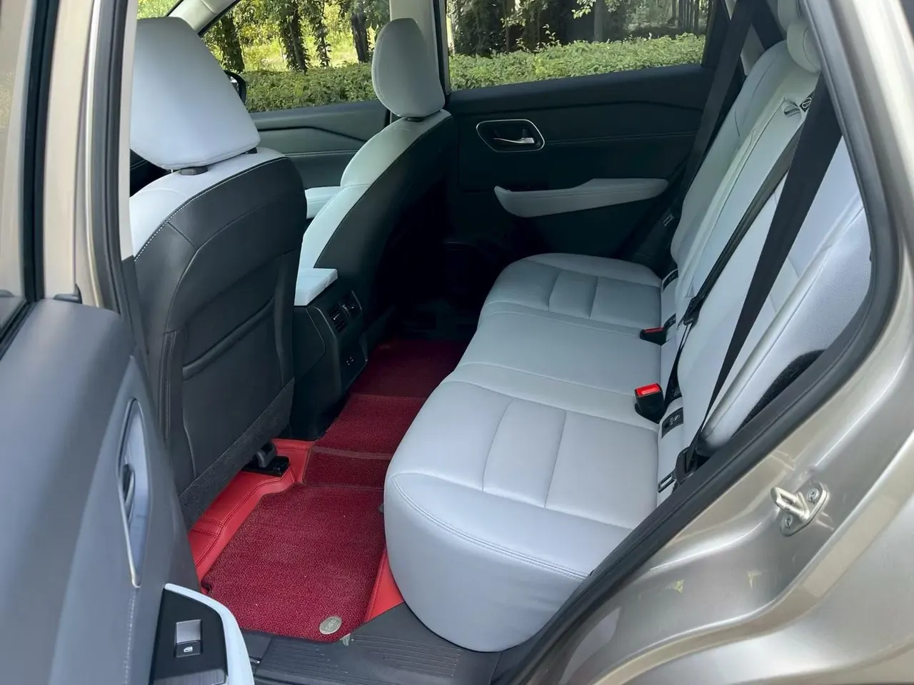 Nissan 2023 Qijun e-POWER 1.5 Super Mixed Dual Motor Four-wheel Drive Deluxe Automatic Gear 6