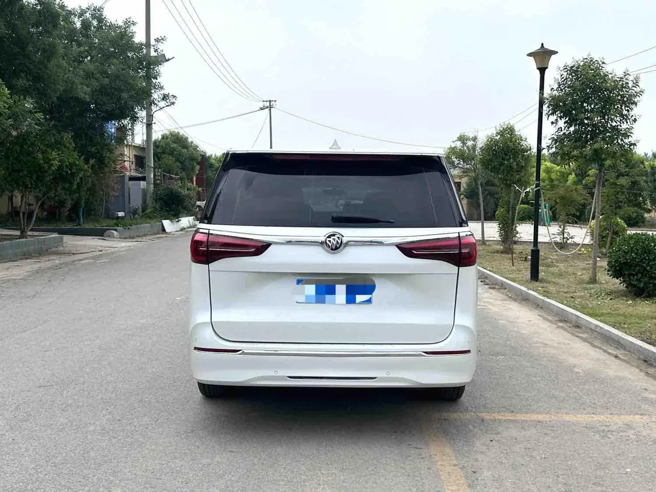 Buick 2023 GL8 ES Lu Zun 48V 2.0T 653T Exclusive Automatic Gear 6