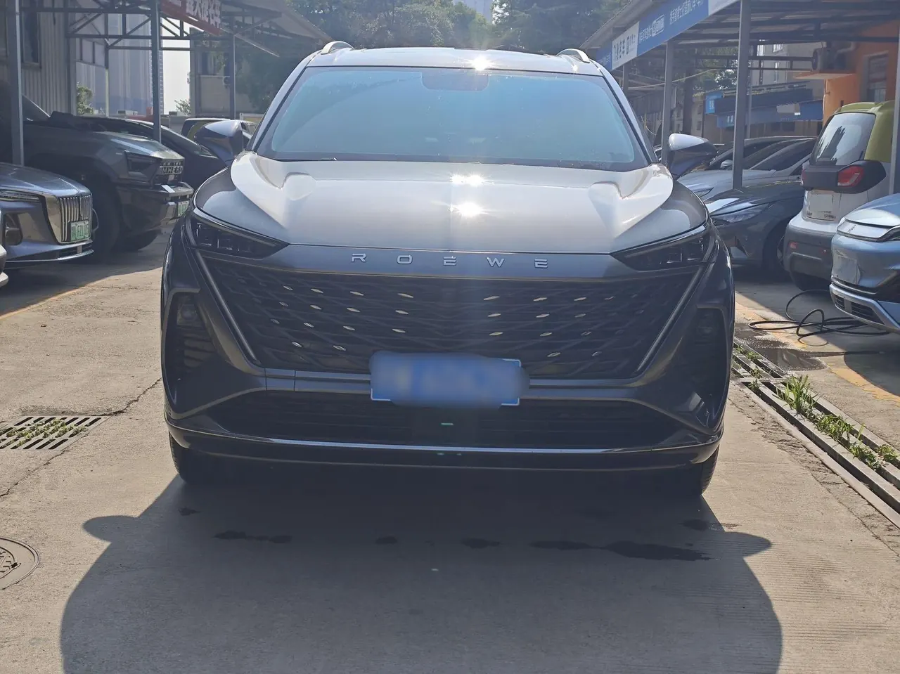 Roewe 2023 RX9 2.0T Two-Drive Overdrive Automatic Gear 2