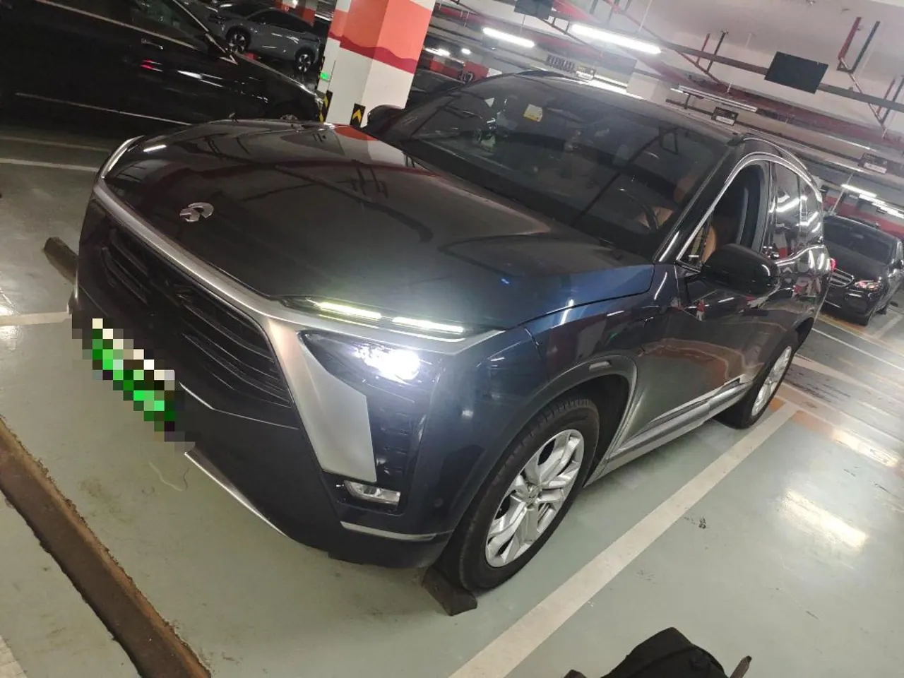 Open image lightbox: NIO 2022 ES8 75kWh 6-seat automatic gear