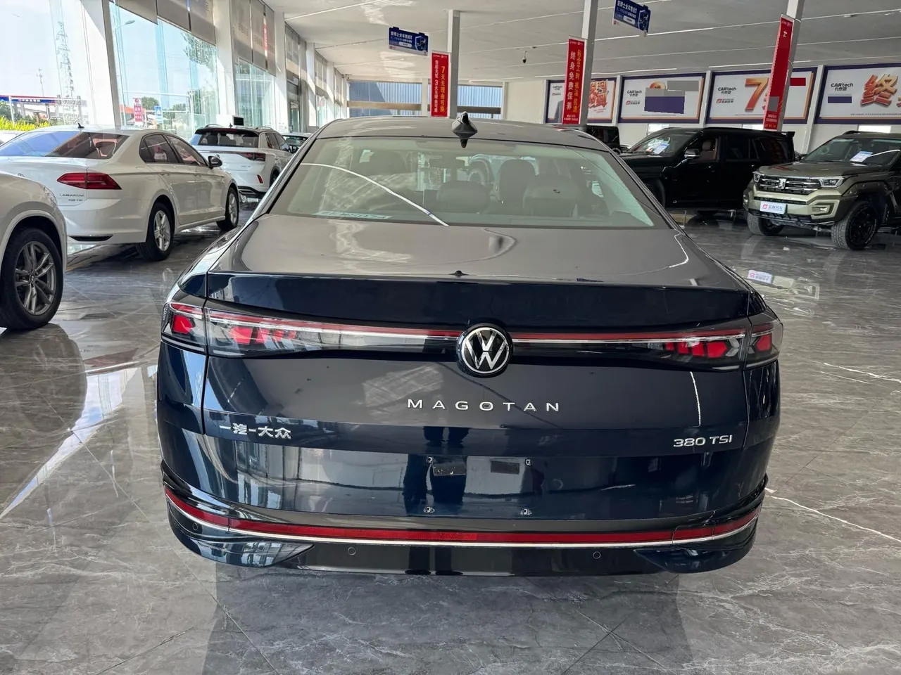 Volkswagen 2024 Magotan 2.0TSI 380TSI Extreme Edition Automatic 3