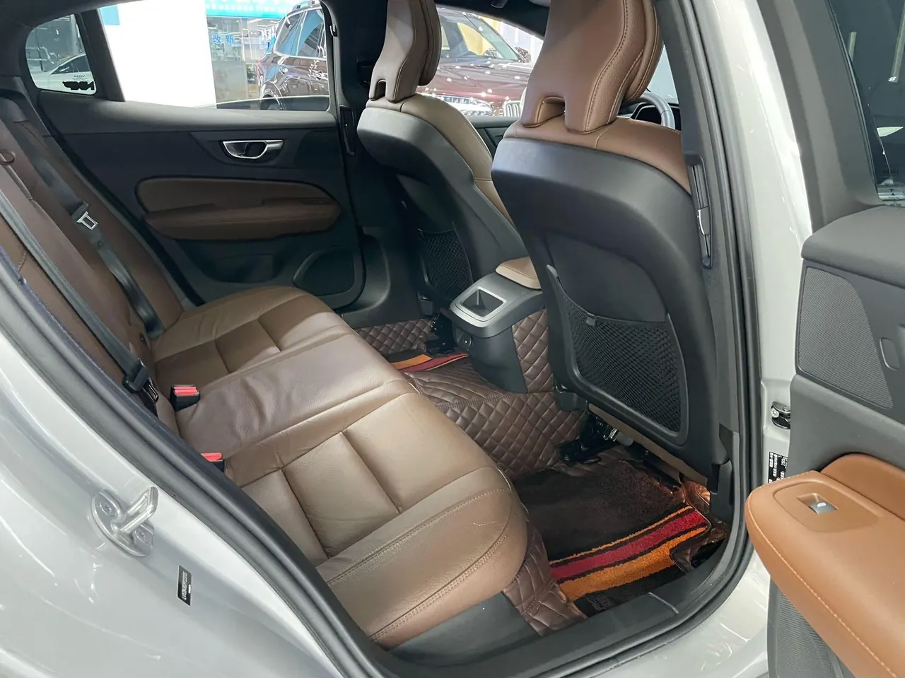 Volvo 2023 S60 48V 2.0T B4 Zhiyuan Deluxe Edition Automatic Gear 7