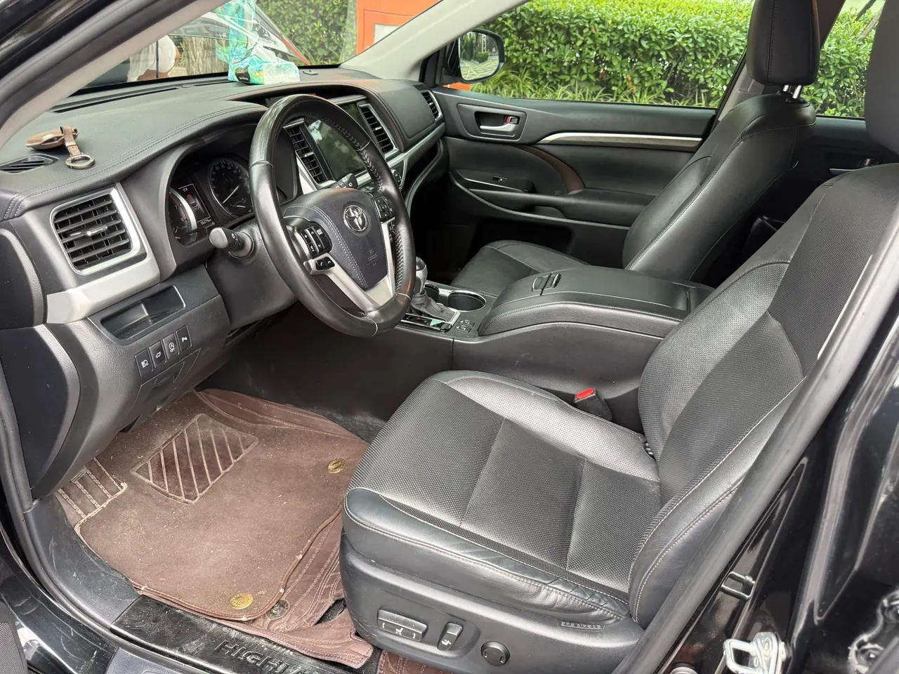 Toyota 2021 Highlander 2.0T 4-wheel drive Premium Edition 7-seat Automatic Gear 2