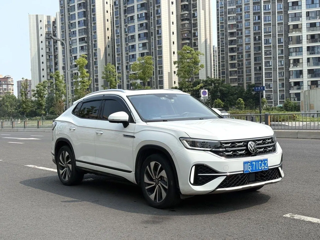 Volkswagen 2023 Tanyue X 2.0TSI 330TSI Two-Drive Distinguished High-Energy Edition Automatic Gear 7