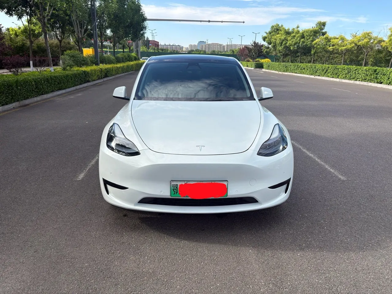 Tesla 2022 Model Y rear-wheel drive version (facelift) automatic gear 2