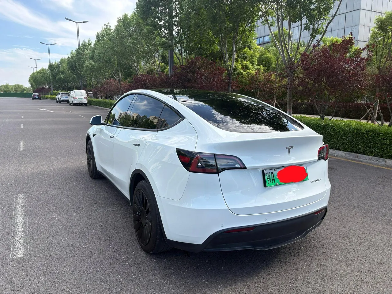 Tesla 2022 Model Y rear-wheel drive version (facelift) automatic gear 5