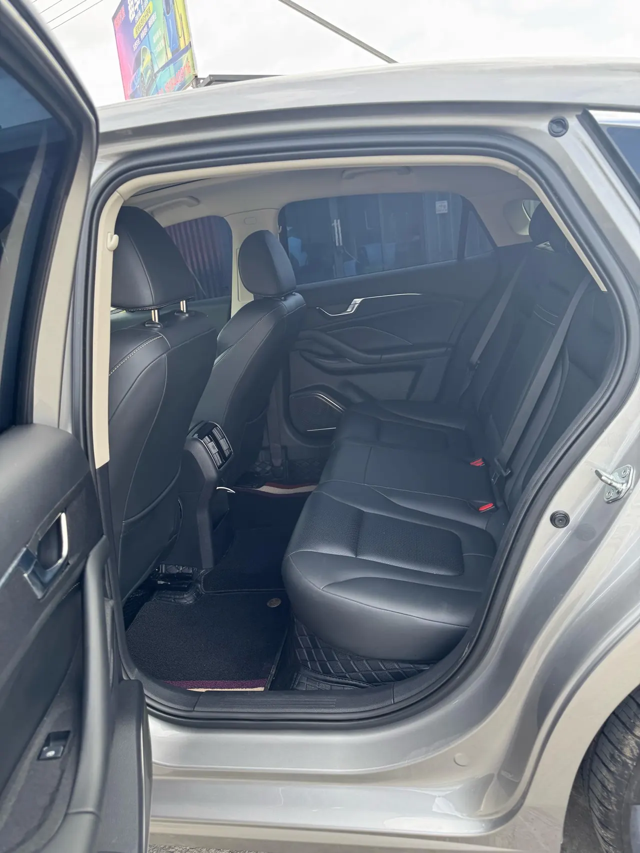 Bestune 2023 B70 1.5T enjoy automatic gear 4