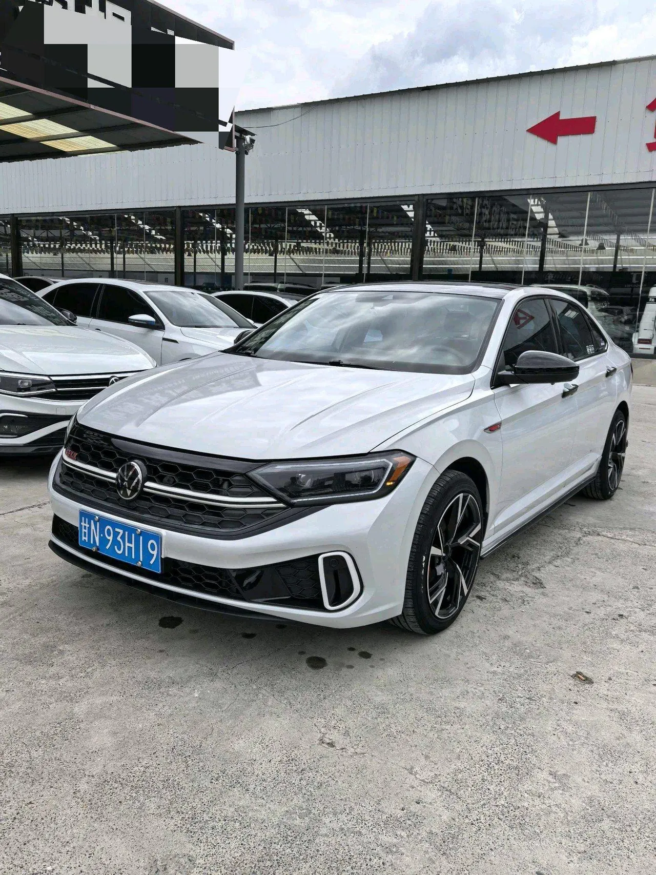 Open image lightbox: Volkswagen 2023 Sagitar 1.5TSI 300TSI Exceed Edition Automatic