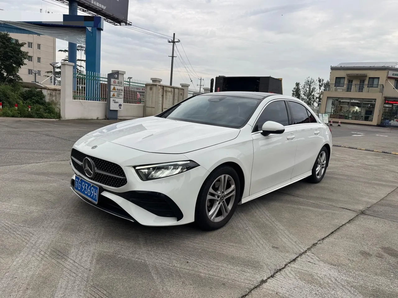 Mercedes Benz Class A 2022 A 180 L 1.3T Sports (Modified) Automatic Gear - View 1