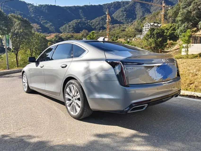 Cadillac 2023 CT6 2.0T 28T luxury automatic gear 4