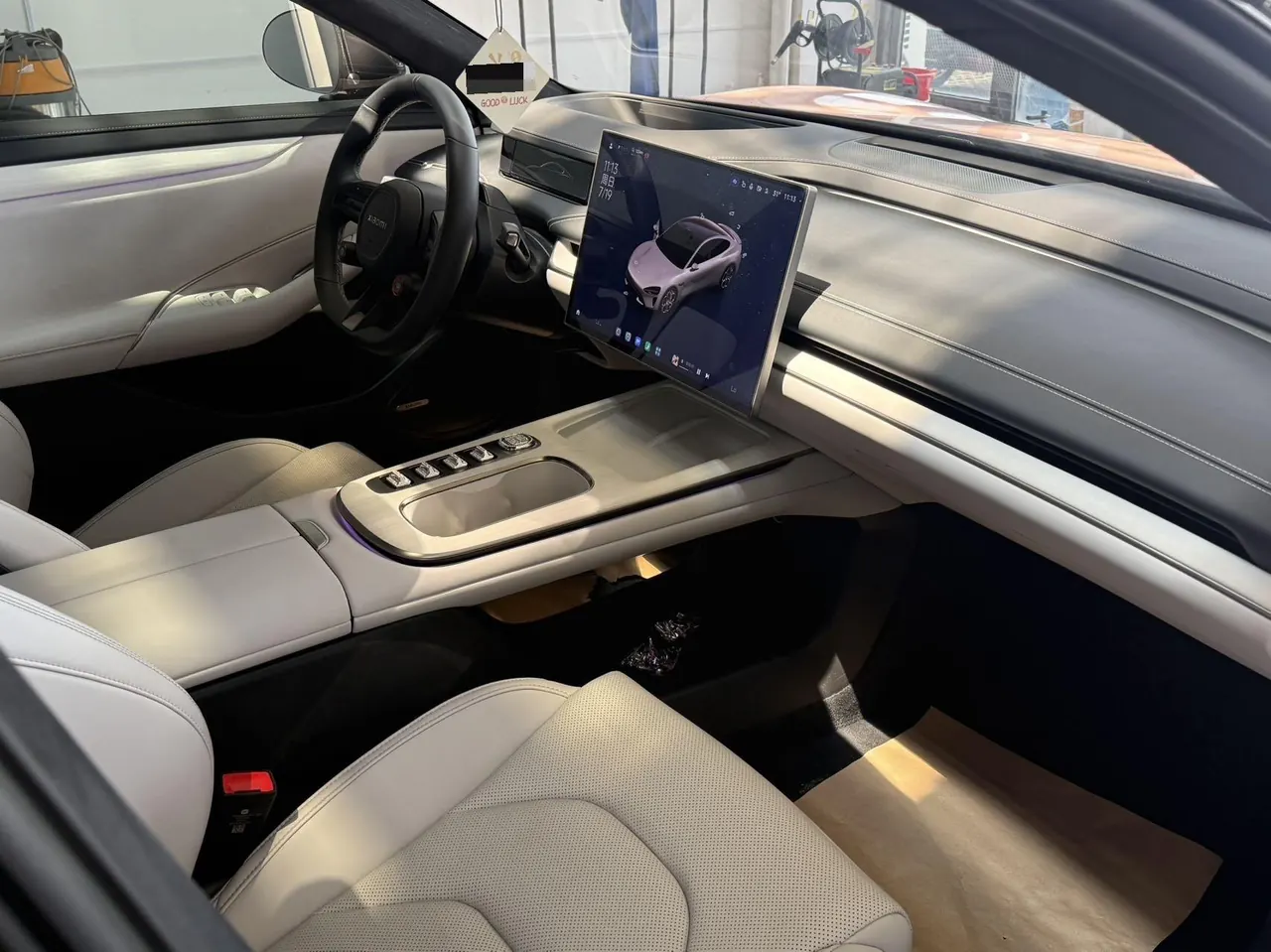 MI 2024 SU 7 800km 4-wheel drive ultra-long endurance high-end smart driving Max version automatic gear 6