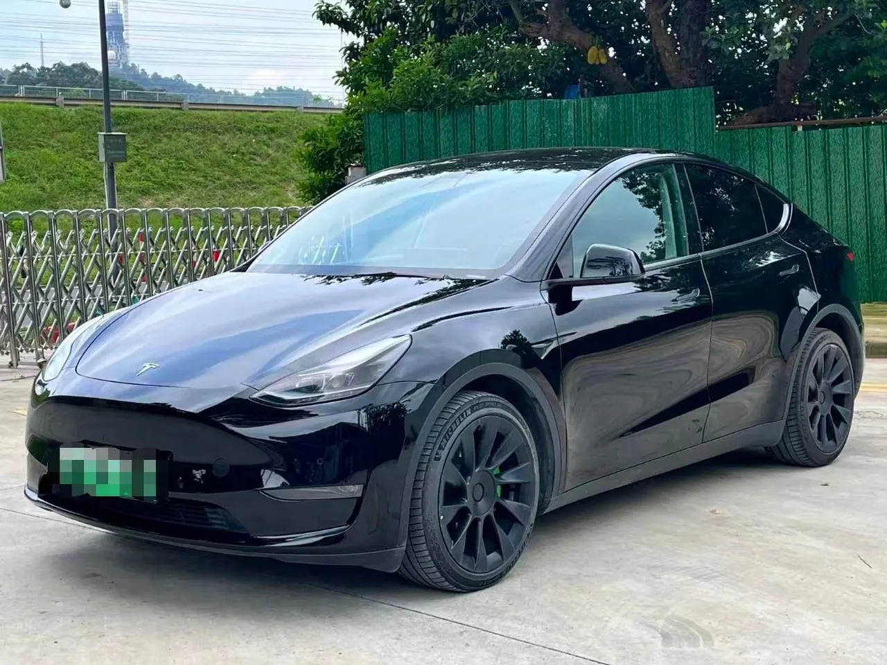 Tesla 2021 Model Y long endurance all-wheel drive version (modified 2) automatic gear - View 1