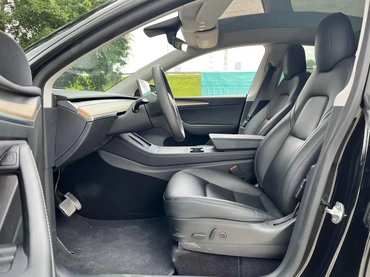 Tesla 2021 Model Y long endurance all-wheel drive version (modified 2) automatic gear 3