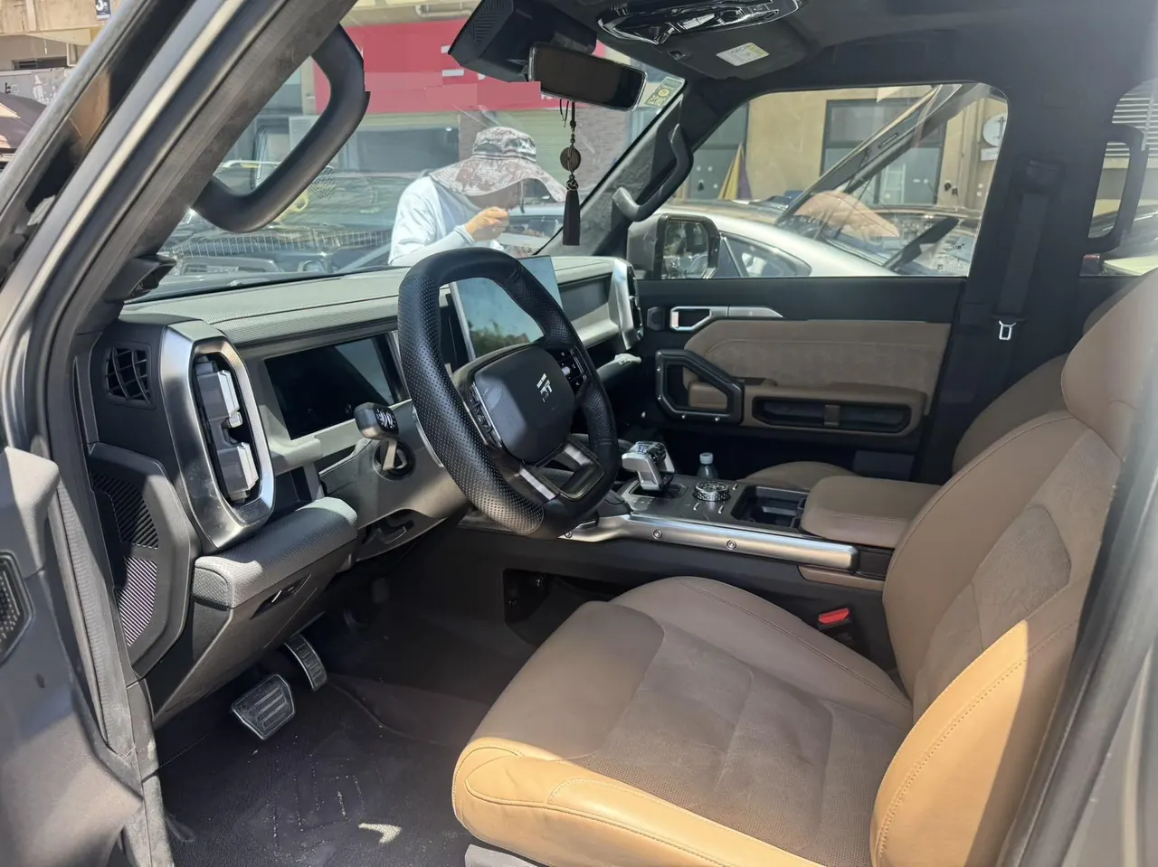 Jetour 2023 Traveler 2.0T Four-wheel Drive Conquer PRO Automatic Gear 4