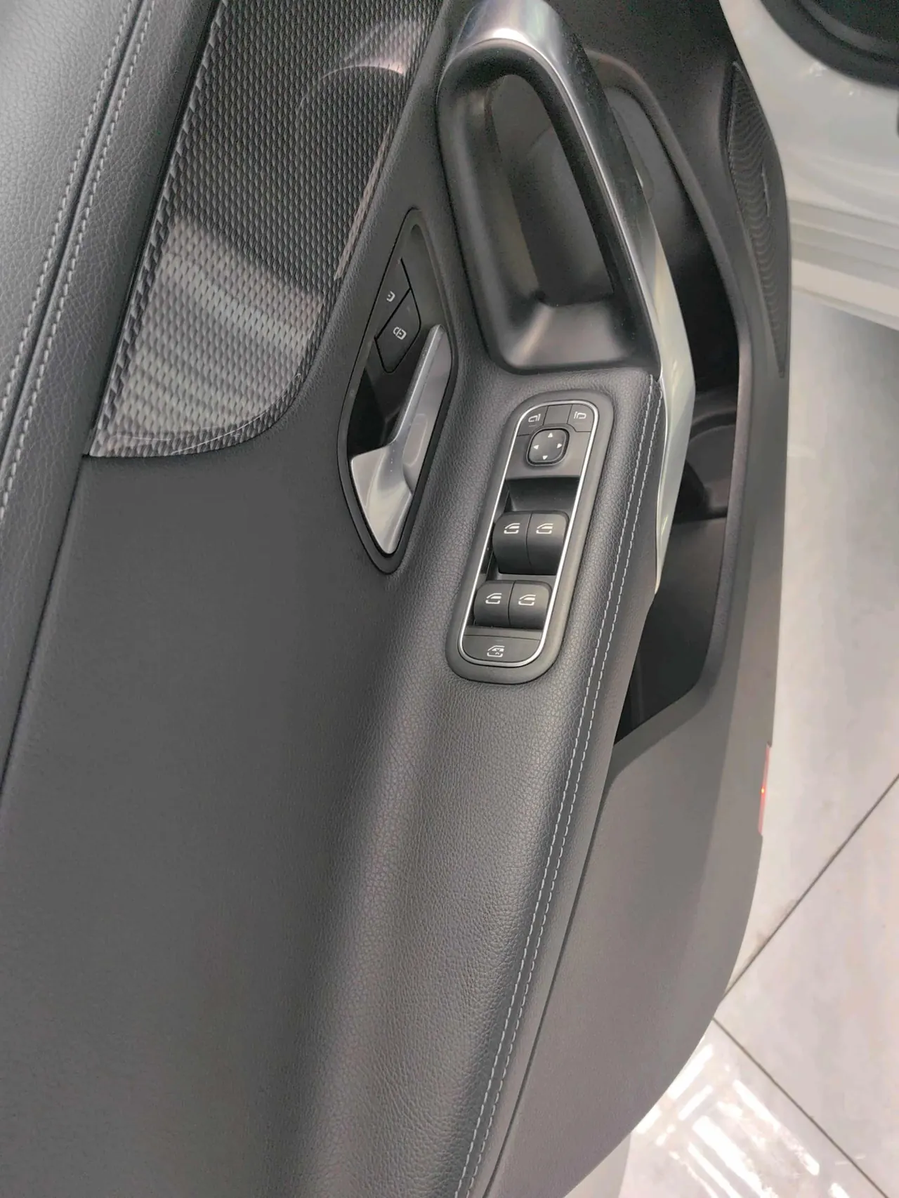 Mercedes Benz Class A 2020 A 180 L 1.3T Sports Automatic 11