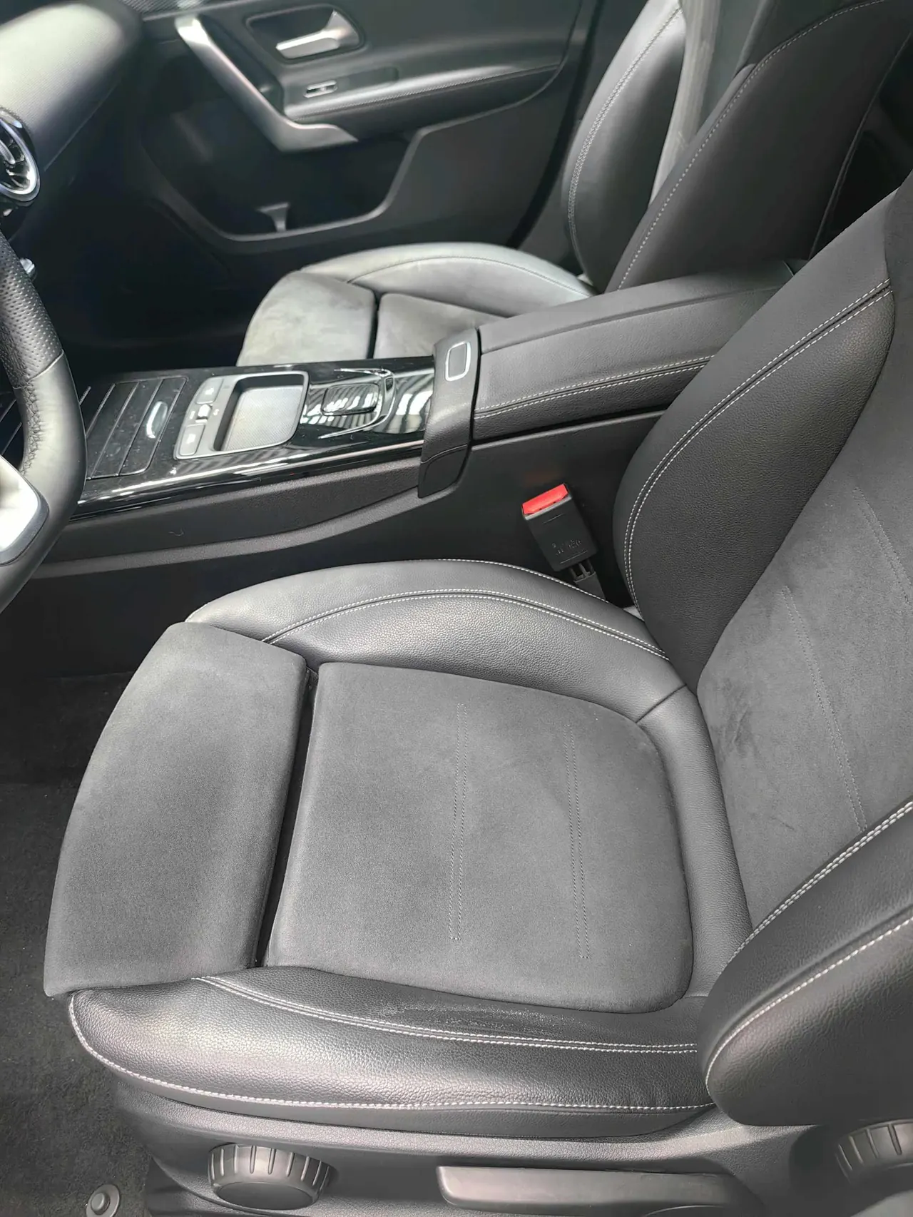 Mercedes Benz Class A 2020 A 180 L 1.3T Sports Automatic 9