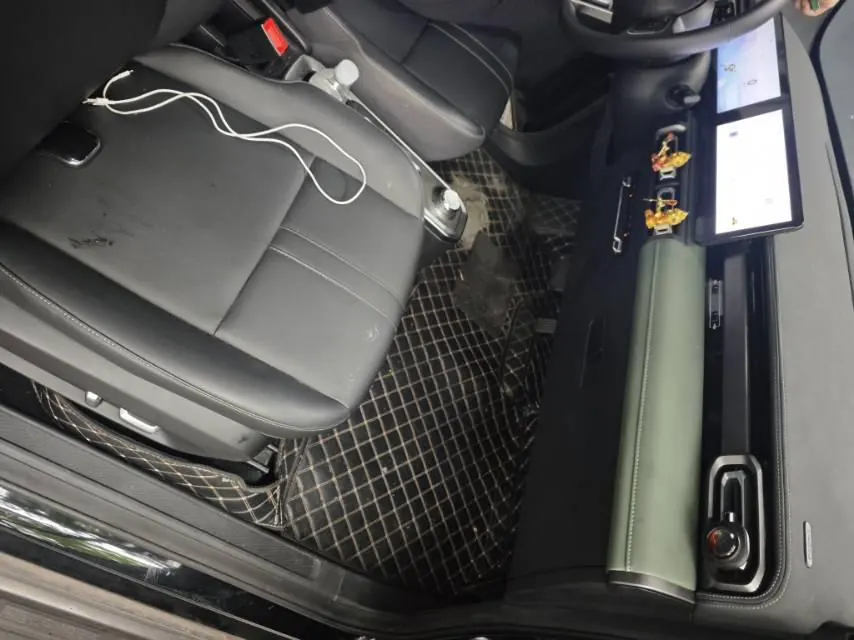 BaoJun 2023 Yueye Extreme Edition Automatic Transmission 6