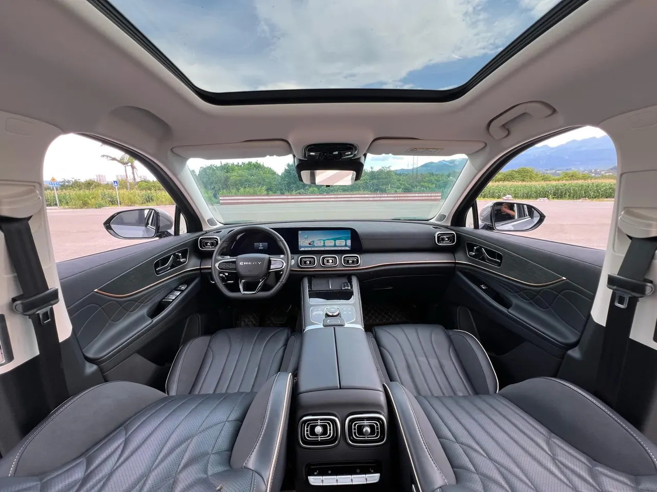 Chery 2023 Ruihu 9 2.0T Two-Drive Deluxe Edition 5-seat Automatic Gear 5