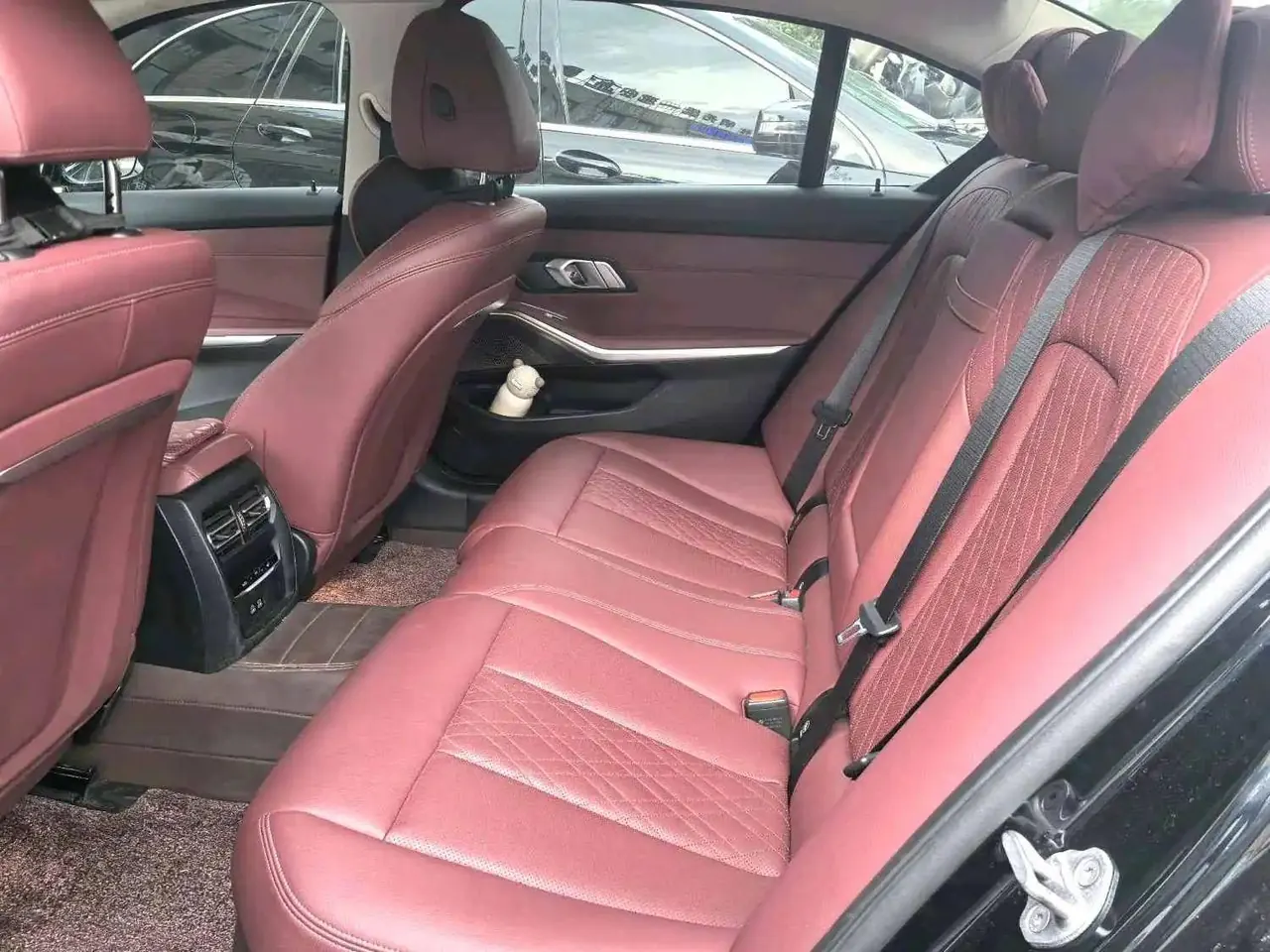 BMW 2024 i3 eDrive 40 L obsidian night suit automatic gear 6