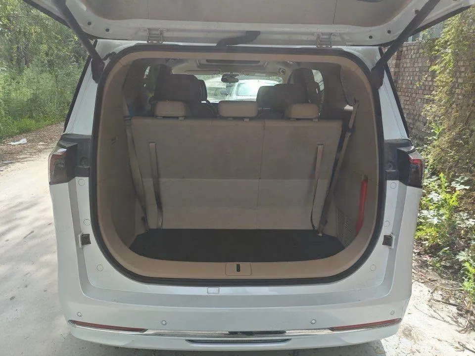 Buick 2025 GL8 Lu Shang 1.5T Premium Edition 7-seat Automatic Gear 8