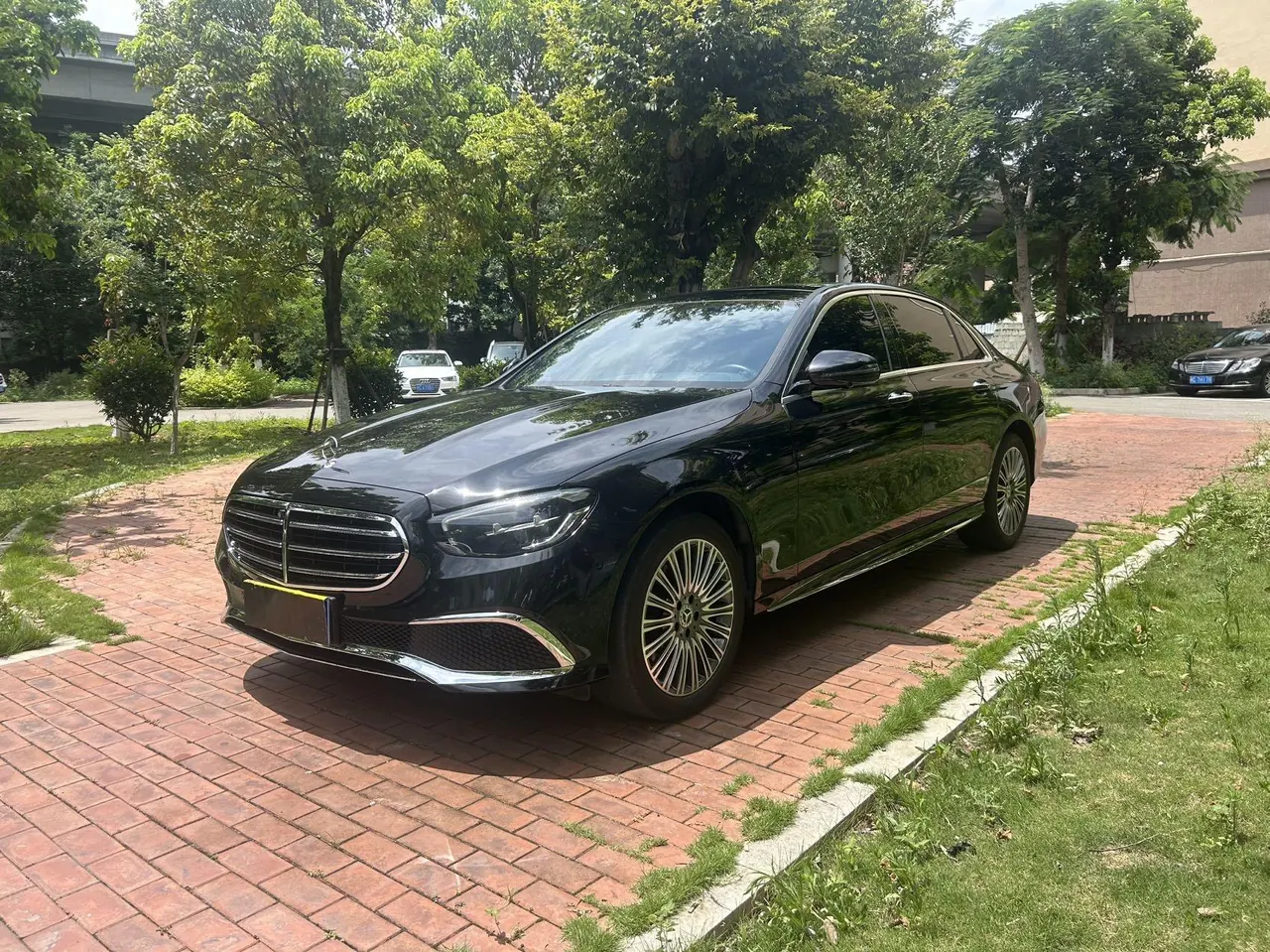 Open image lightbox: Mercedes Benz E Class 2023 E 300 L 2.0T Sports Luxury Automatic Gear