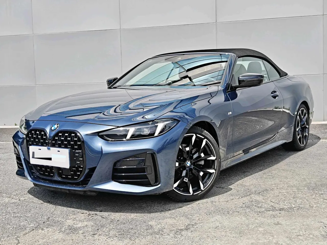 Open image lightbox: BMW 4 Series (Imported) 2024 430i Convertible Coupe 2.0T M Sports Obsidian Night Suit Automatic Gear