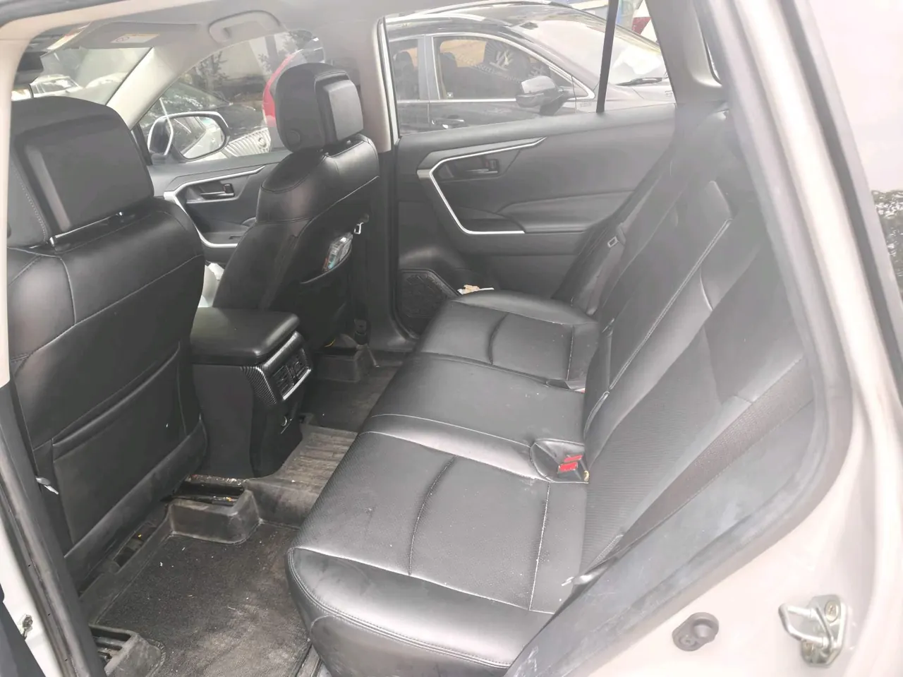 Toyota 2022 RAV4 Rongbo 2.0 Stepless Two-Drive City Edition Automatic Gear 2