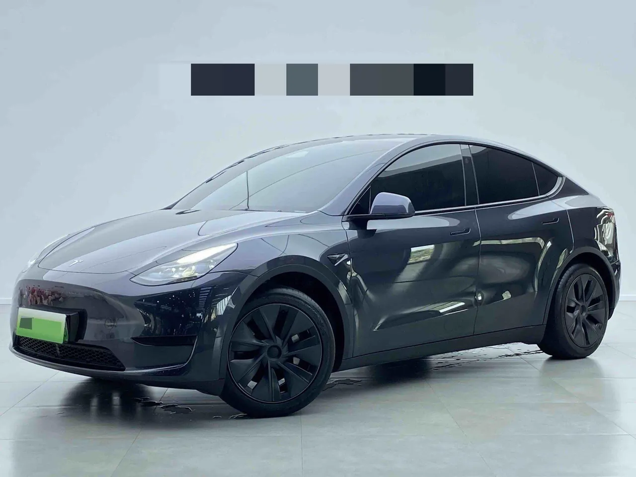 Open image lightbox: Tesla 2024 Model Y rear-wheel drive version automatic transmission
