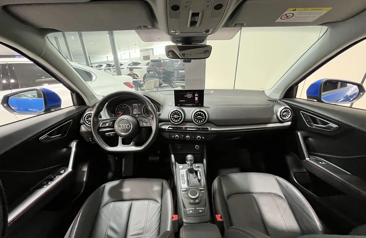Audi 2022 Q2L 1.4TFSI 35TFSI Aggressive Dynamic Automatic 5