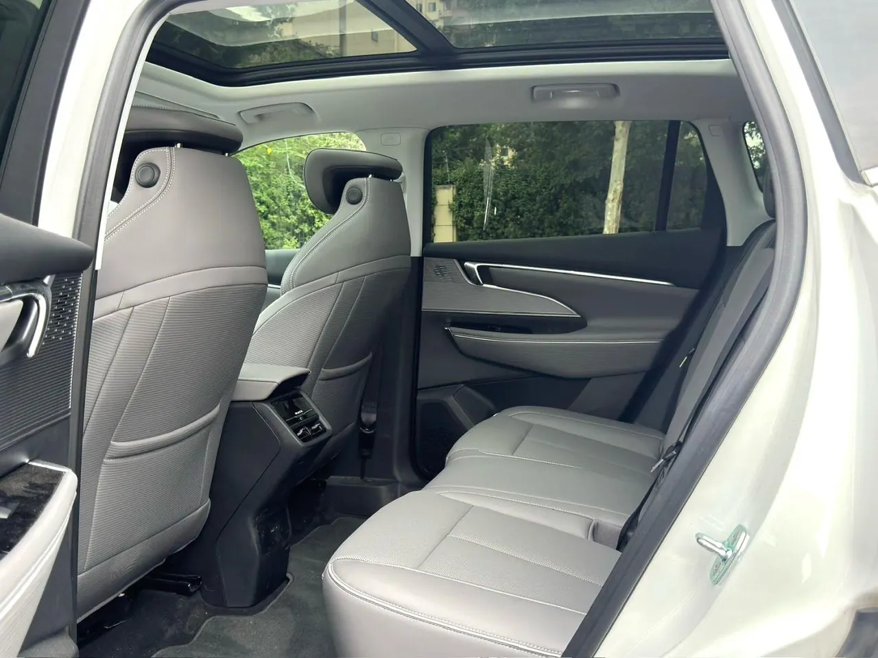 Buick 2025 E 5 620KM Premium Edition Automatic Gear 5