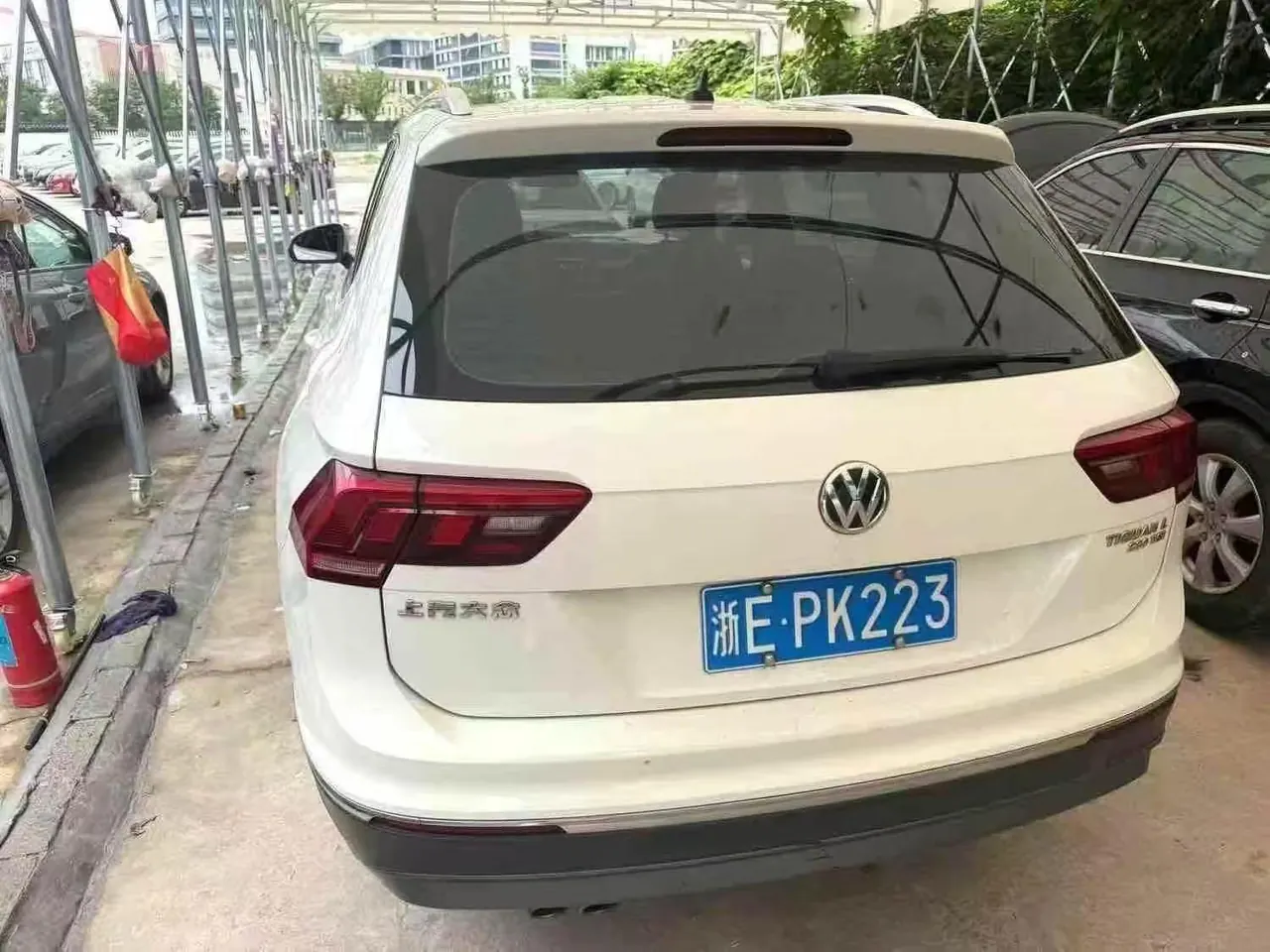 Volkswagen 2020 Tiguan L 2.0TSI 330TSI Two-Drive Smart Deluxe Automatic Gear 4