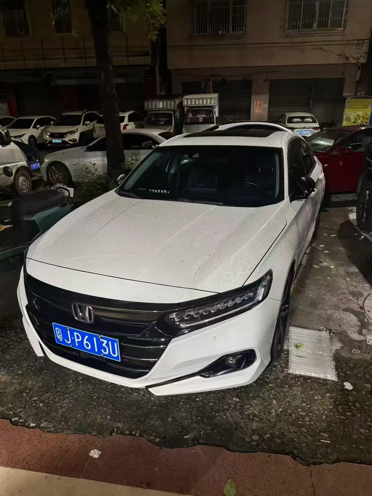 Honda 2022 10th Generation Accord 1.5T Stepless 260TURBO Magic Night Premium Edition Automatic Gear 2