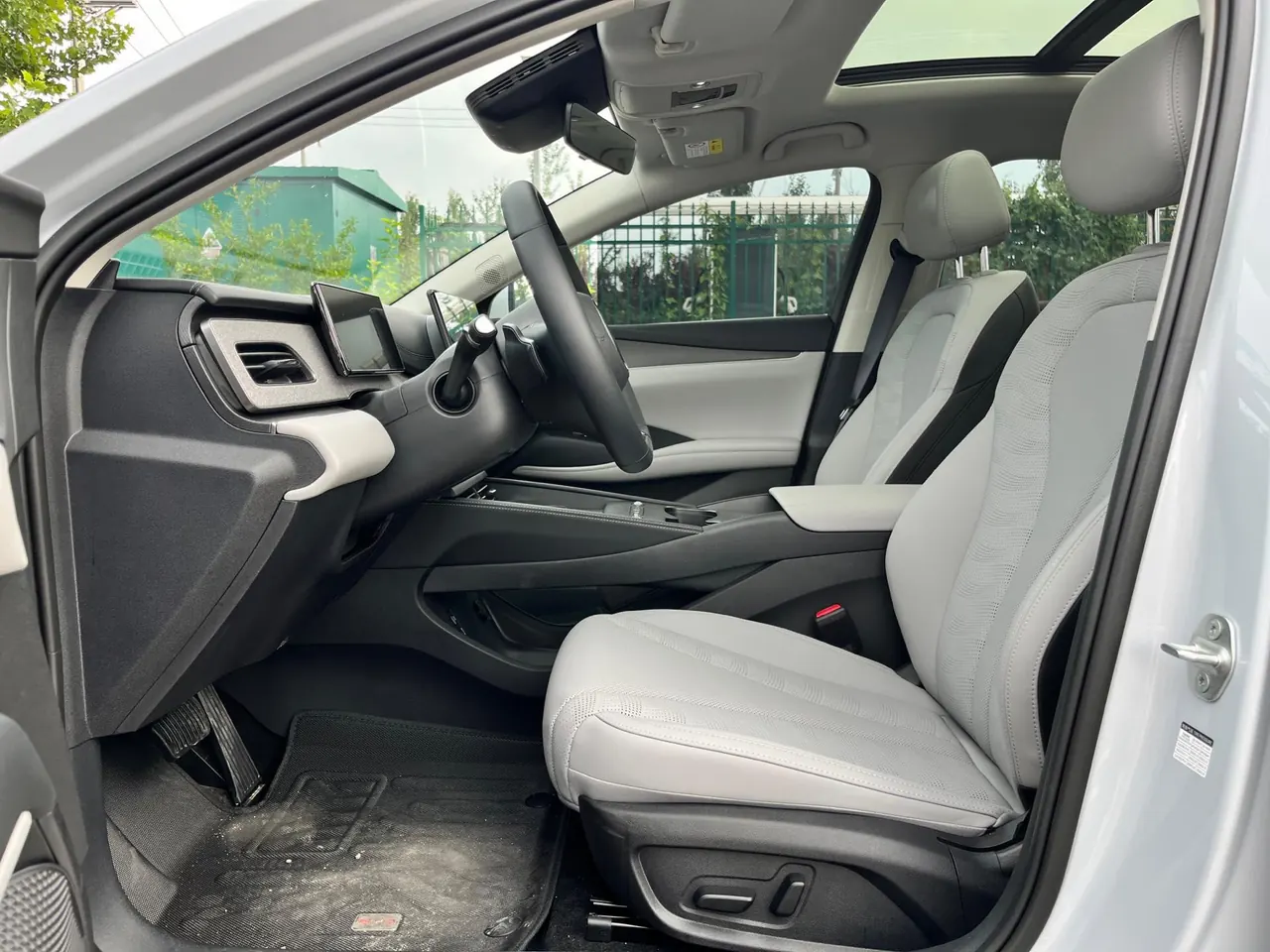 BYD 2026 seals 06 DM-i 1.5 stepless super-exclusive 210KM exclusive automatic gear 6