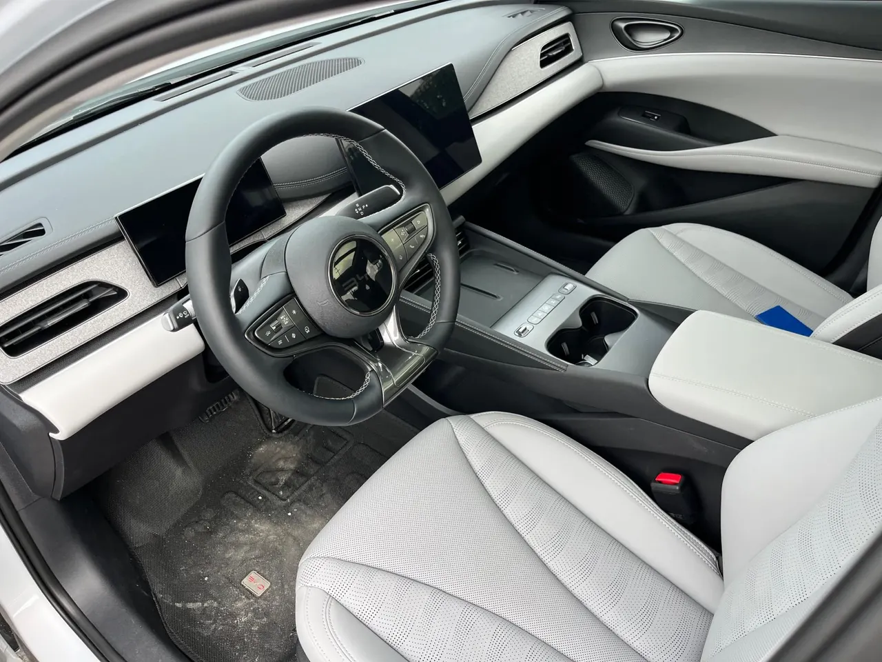 BYD 2026 seals 06 DM-i 1.5 stepless super-exclusive 210KM exclusive automatic gear 7