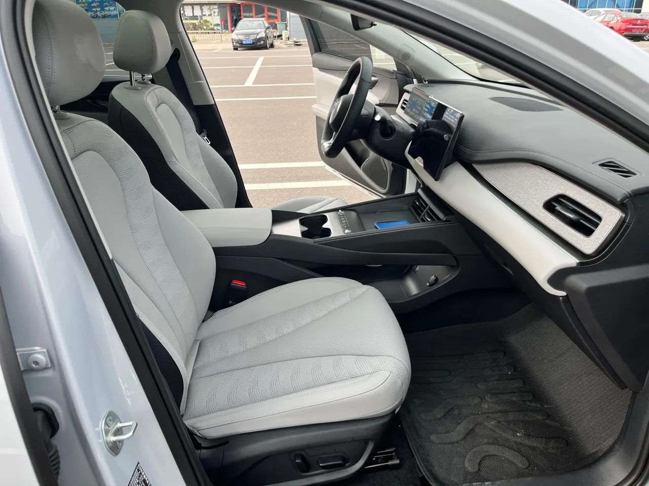BYD 2026 seals 06 DM-i 1.5 stepless super-exclusive 210KM exclusive automatic gear 9