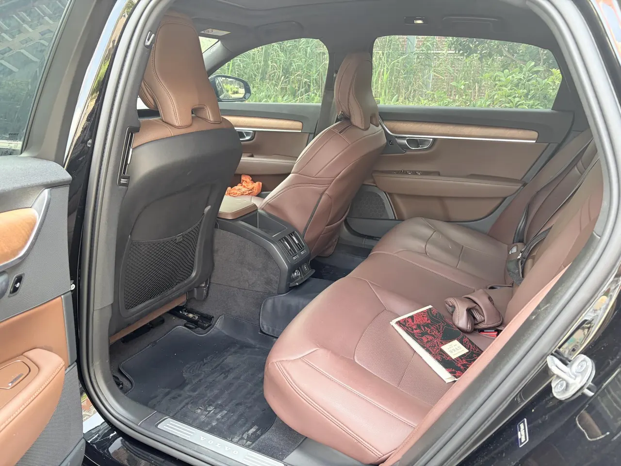 Volvo 2023 S90 48V 2.0T B5 Zhiyi Deluxe Edition Automatic Gear 5