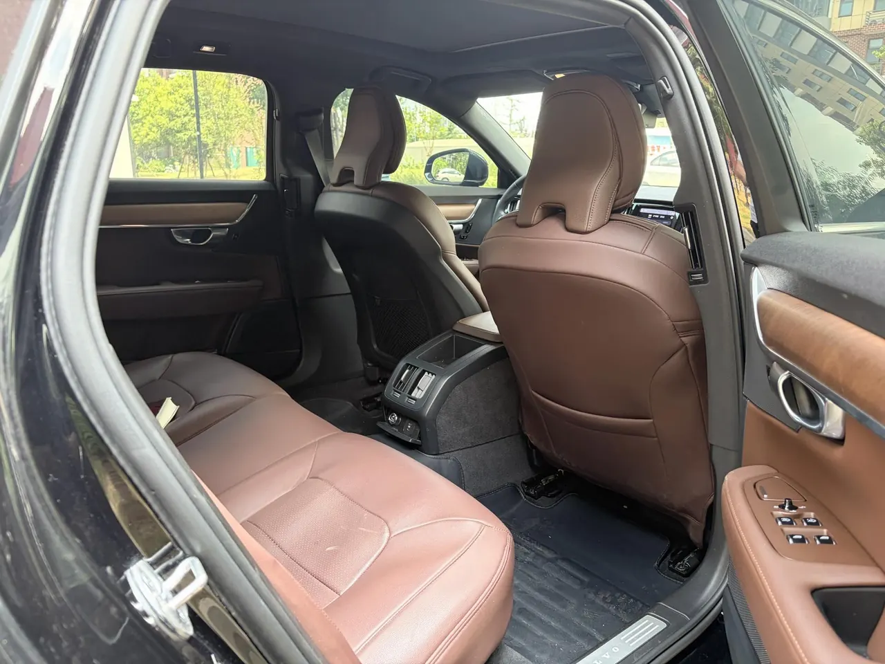 Volvo 2023 S90 48V 2.0T B5 Zhiyi Deluxe Edition Automatic Gear 7