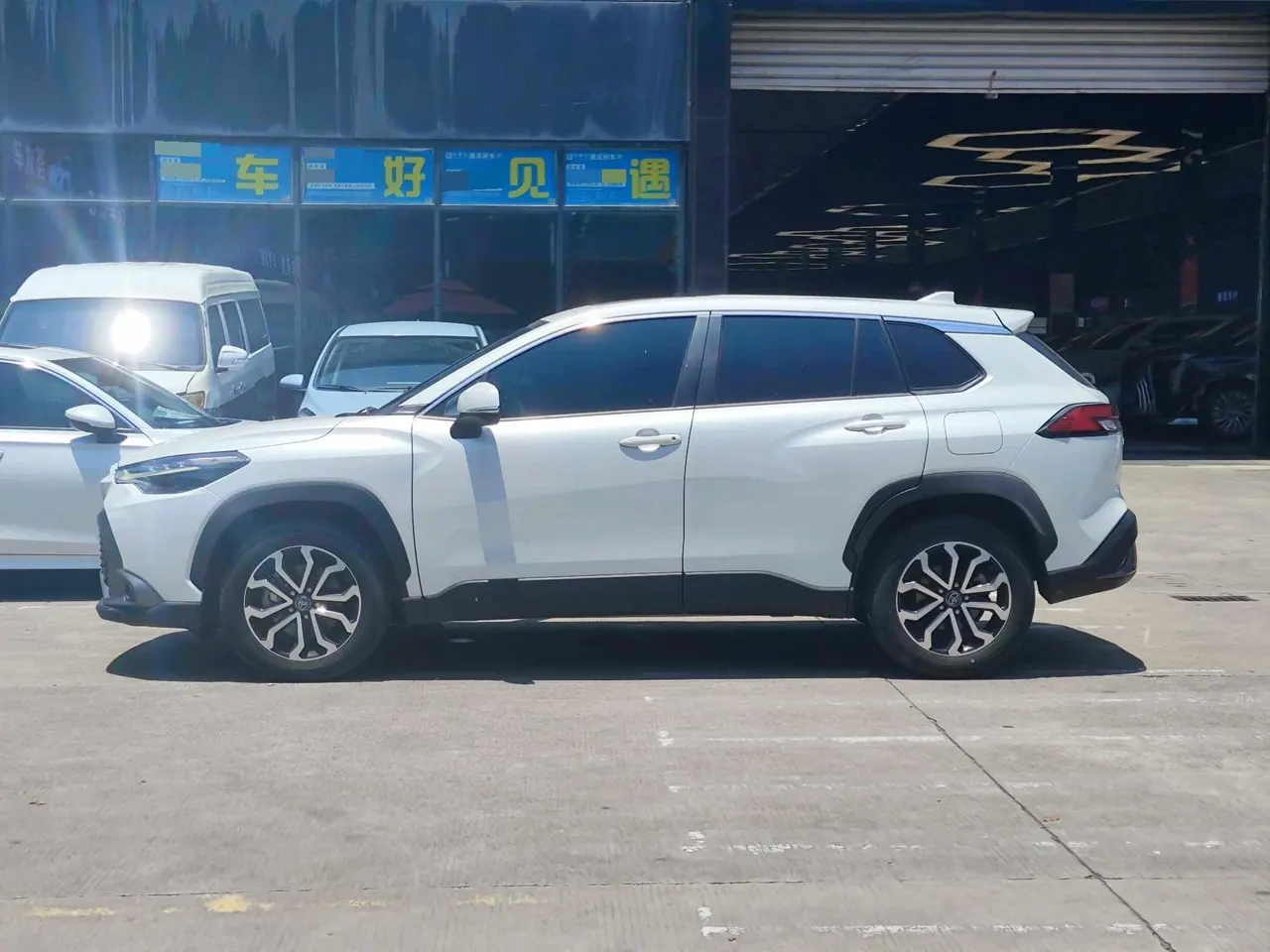 Toyota 2023 Fenglanda 2.0 Stepless Deluxe Edition Automatic Transmission 3
