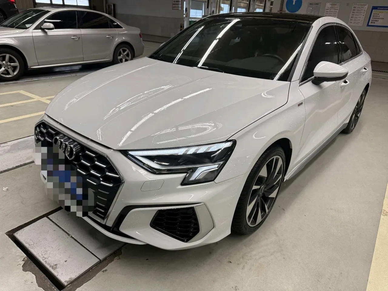 Open image lightbox: Audi 2023 A3L Limousine 1.4TFSI 35TFSI Fashion Sport Version Automatic Transmission