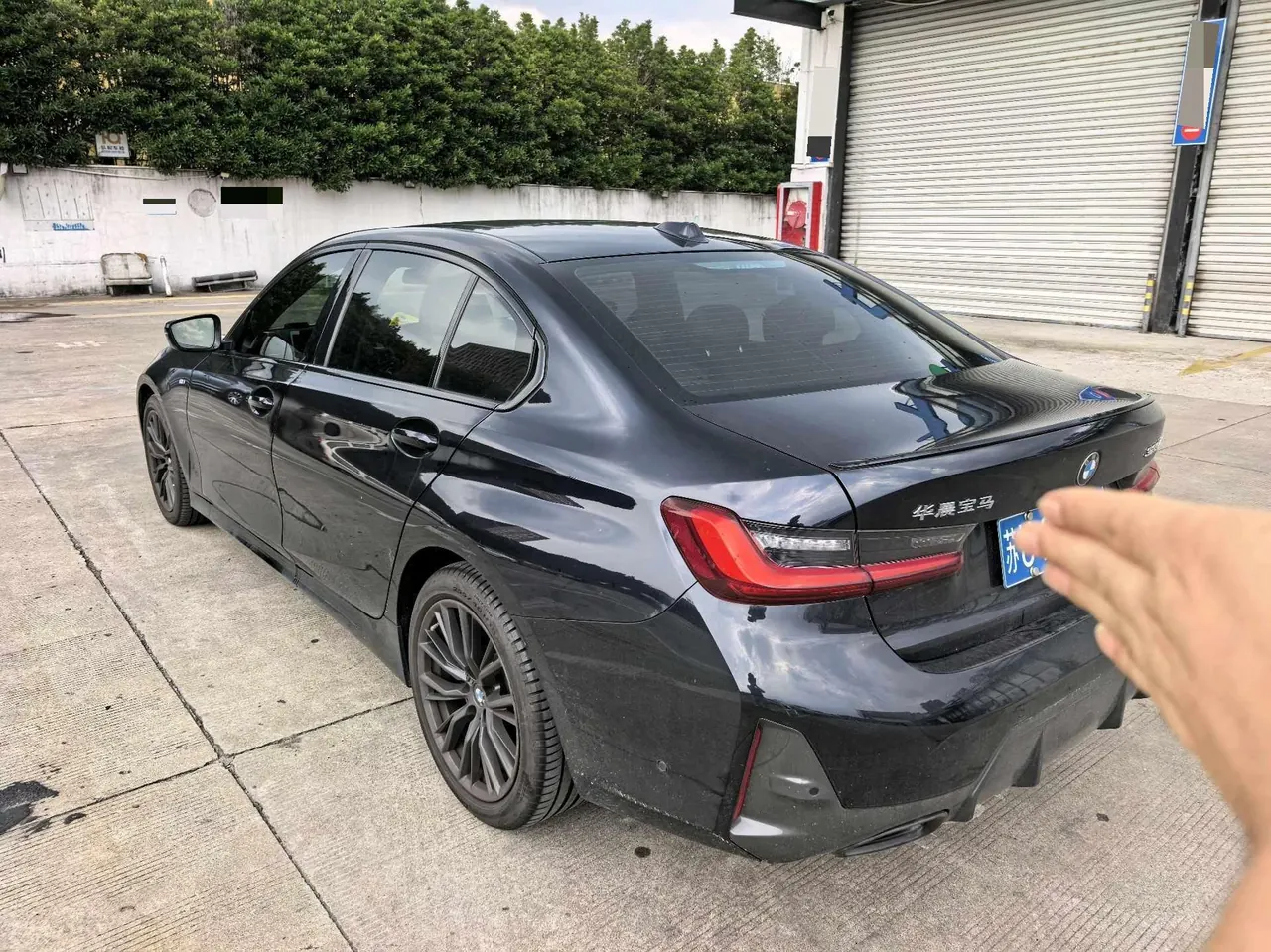 BMW 3 Series 2024 325Li 2.0T M Sports Obsidian Night Suit Automatic Gear 7