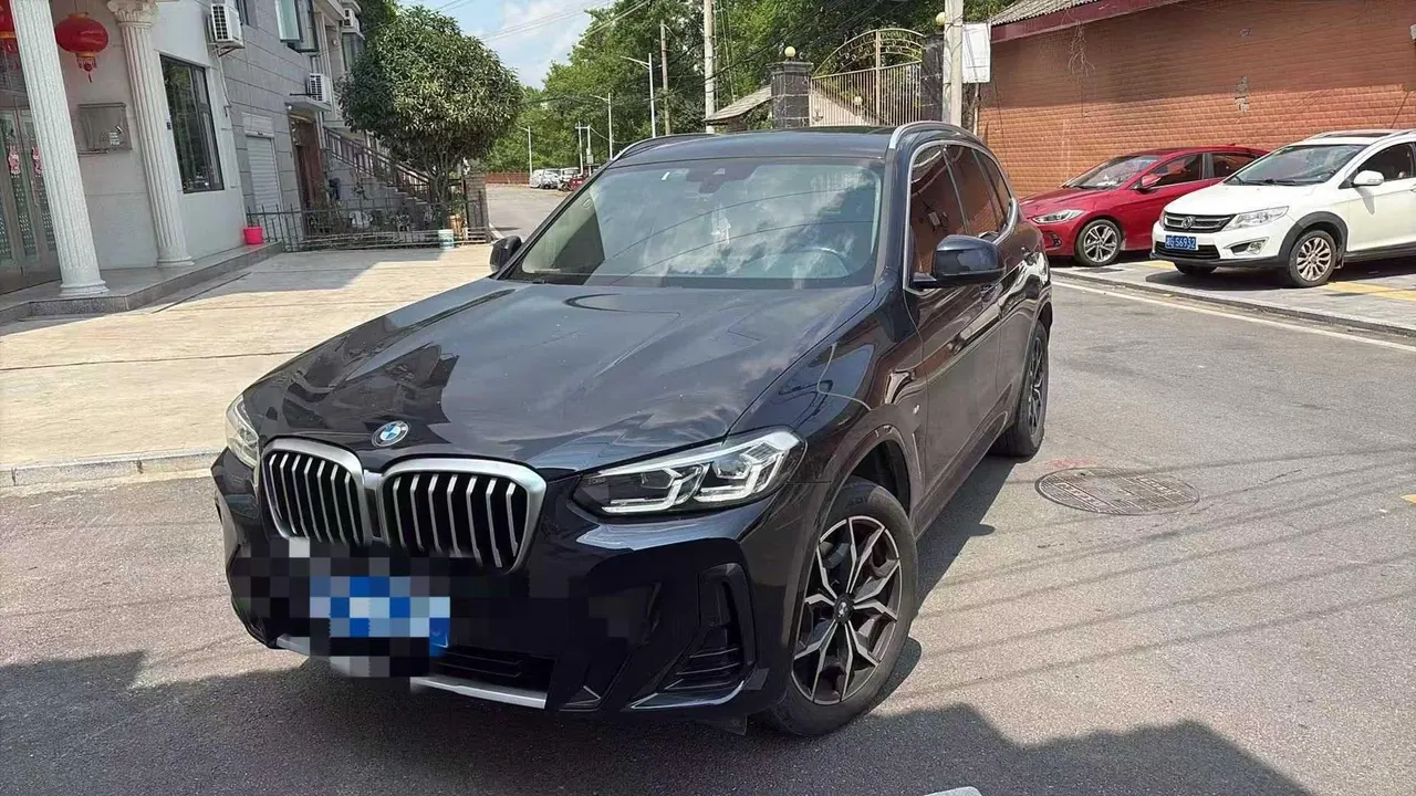 Open image lightbox: BMW 2023 X3 xDrive25i 2.0T M sports suit automatic gear