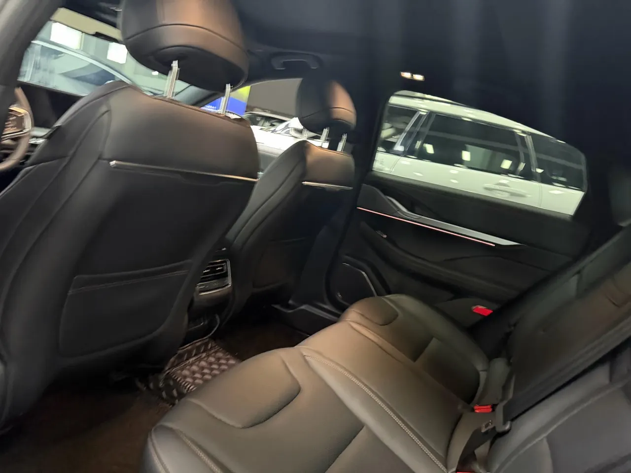 Lincoln 2022 Lincoln Z 2.0T I Cool Premium Edition Automatic Gear 8