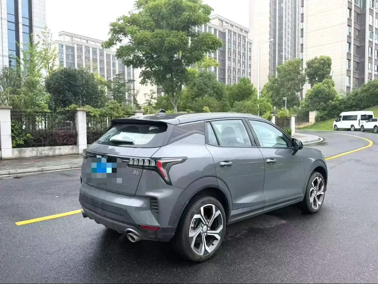 LYNK&amp;CO 2023 LYNK&amp;CO 06 1.5T Remix Jin Halo automatic gear 4
