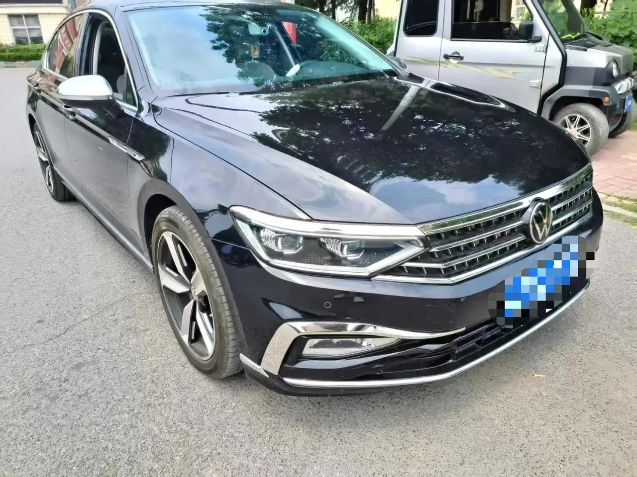 Volkswagen 2023 Magotan 2.0TSI 330TSI 2 million Commemorative Luxury Automatic Gear 2