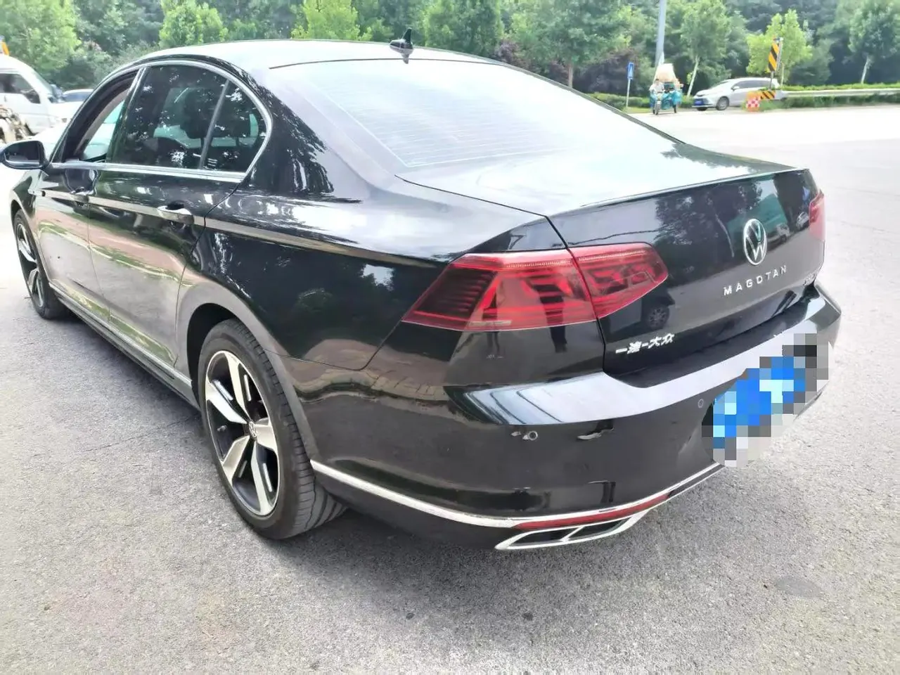 Volkswagen 2023 Magotan 2.0TSI 330TSI 2 million Commemorative Luxury Automatic Gear 7